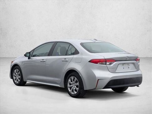 Used 2023 Toyota Corolla LE image 8