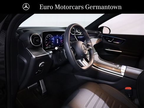 Used 2026 Mercedes-Benz GLC 300 4MATIC image 30
