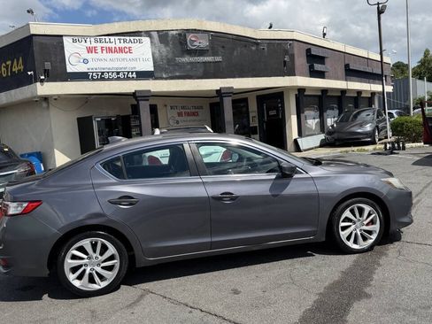 Used 2017 Acura ILX FWD image 7