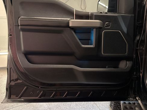 Used 2018 Ford F150 Raptor w/ Equipment Group 802A Luxury AWD/4WD image 14