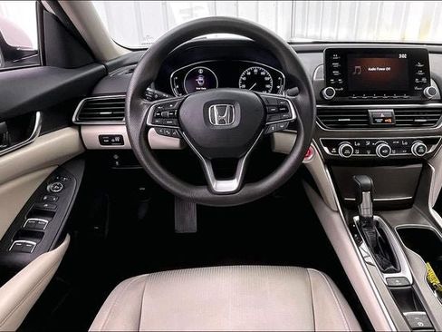Used 2019 Honda Accord LX image 5