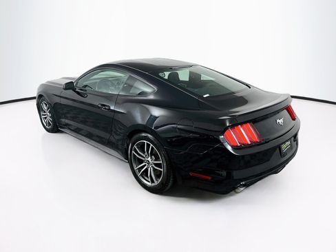 Used 2017 Ford Mustang Coupe RWD image 5