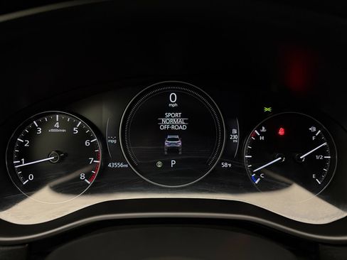 Used 2025 MAZDA CX-50 AWD 2.5 S w/ Preferred Package image 12