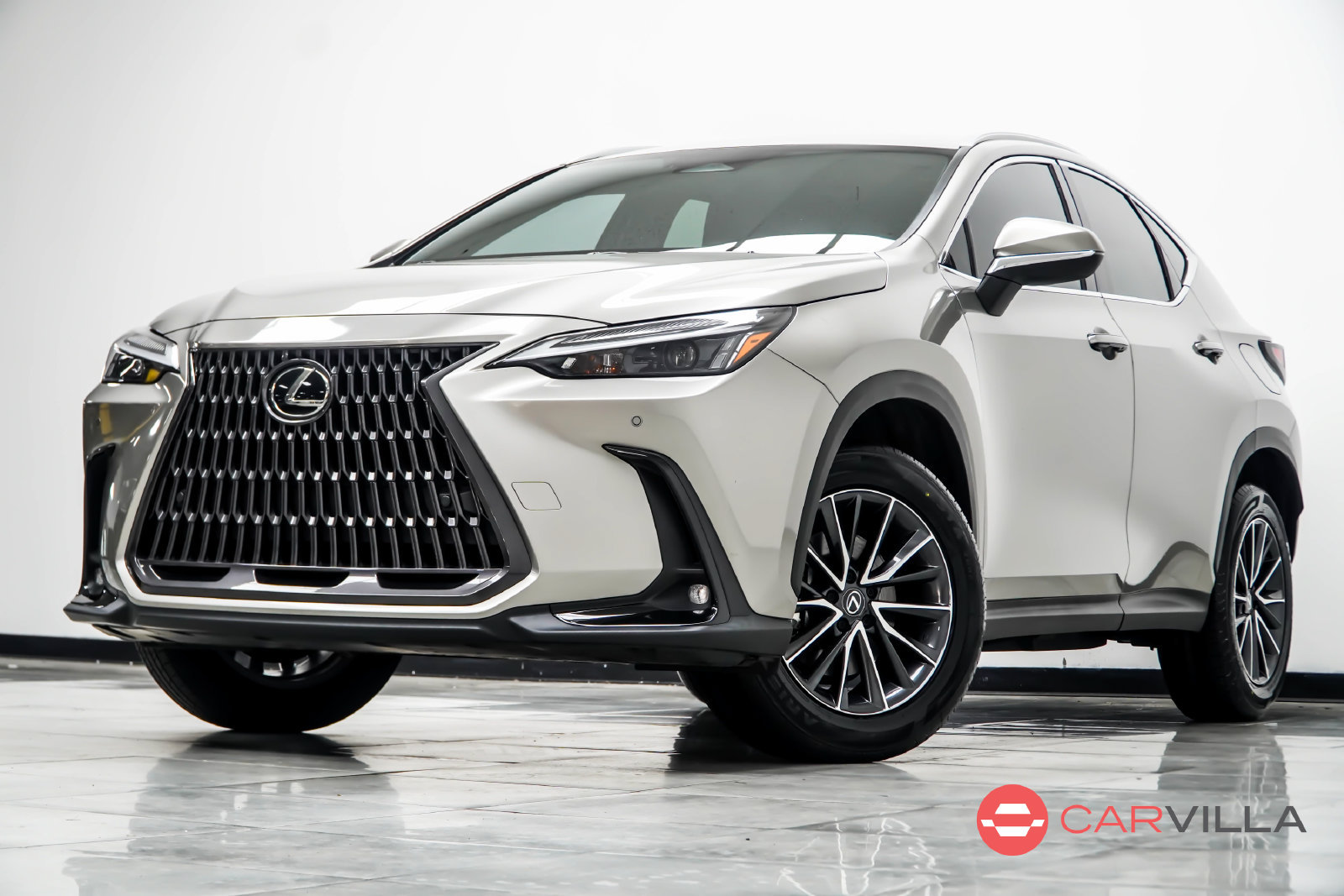 Used 2025 Lexus NX 250 FWD w/ Towing Package (2000 Lbs) image 1