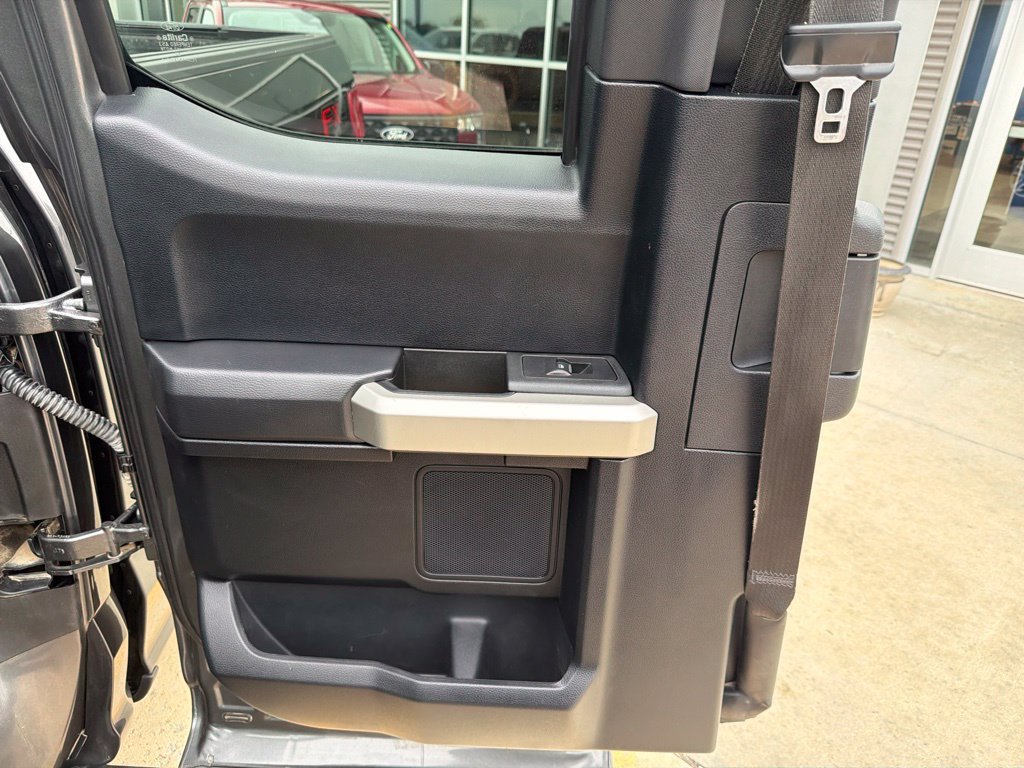 Used 2016 Ford F150 Lariat AWD/4WD image 34