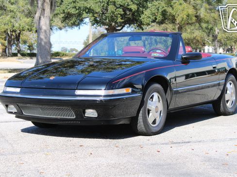 Used 1990 Buick Reatta Convertible image 6