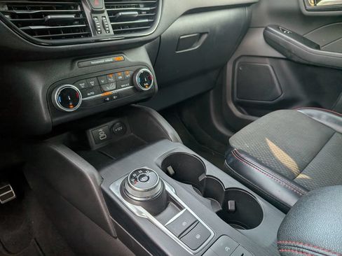 Used 2024 Ford Escape ST-Line FWD image 24