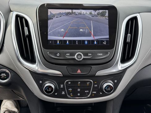 Used 2021 Chevrolet Equinox Premier image 27