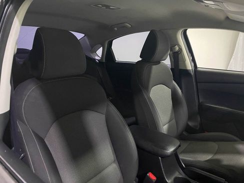 Used 2022 Kia Forte FE image 39