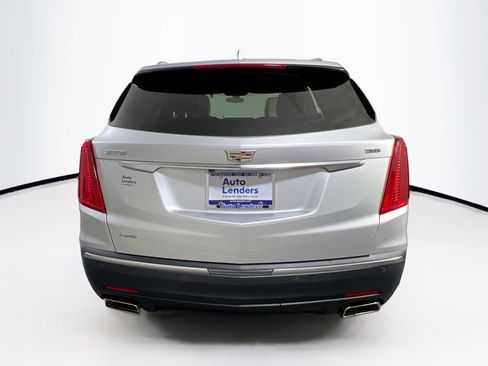 Used 2018 Cadillac XT5 AWD image 6