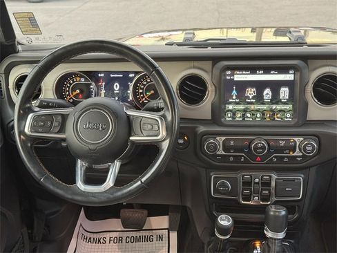 Used 2021 Jeep Gladiator Overland image 20