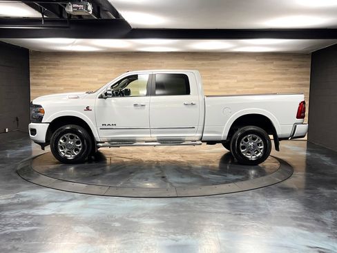 Used 2020 RAM 2500 Laramie image 13