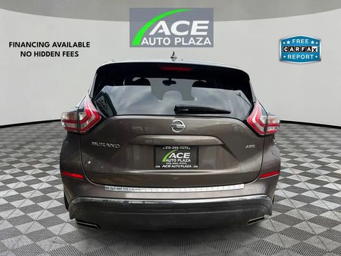 Used 2017 Nissan Murano S image 6