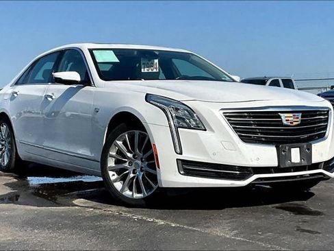Used 2018 Cadillac CT6 3.6 AWD image 2