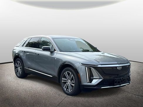 Used 2024 Cadillac Lyriq Luxury AWD/4WD image 1
