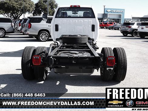 New 2023 Ford F150 LT image 6