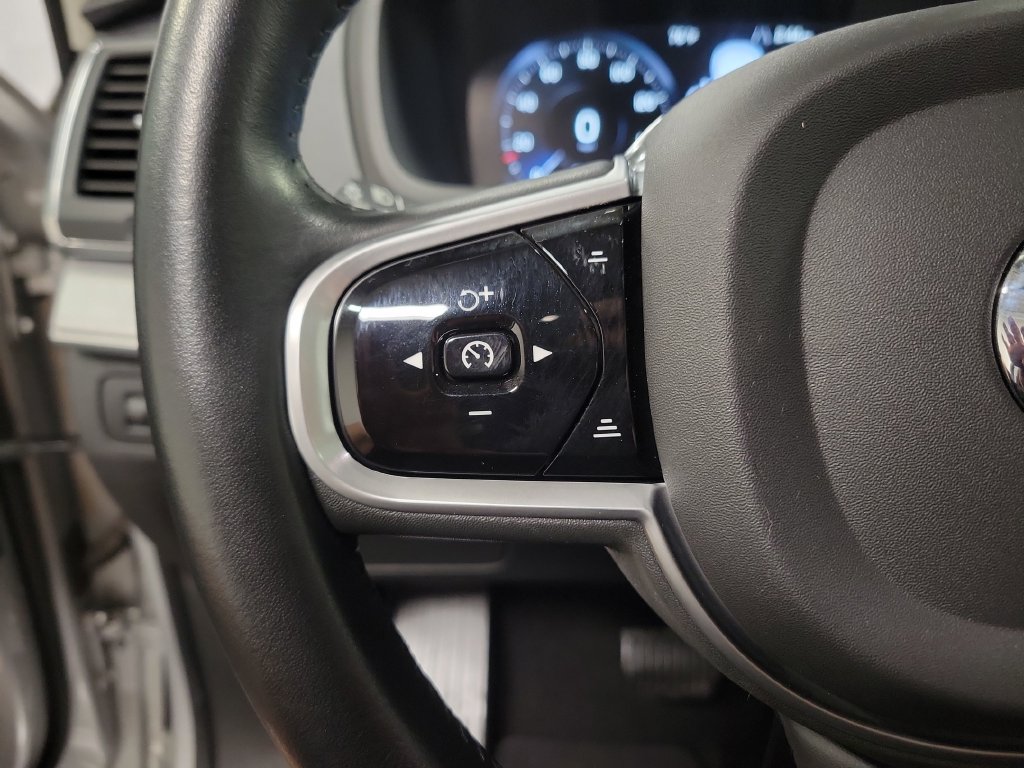 Used 2022 Volvo XC90 T5 Momentum AWD/4WD image 24