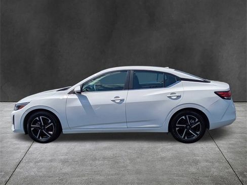 Used 2024 Nissan Sentra SV image 7