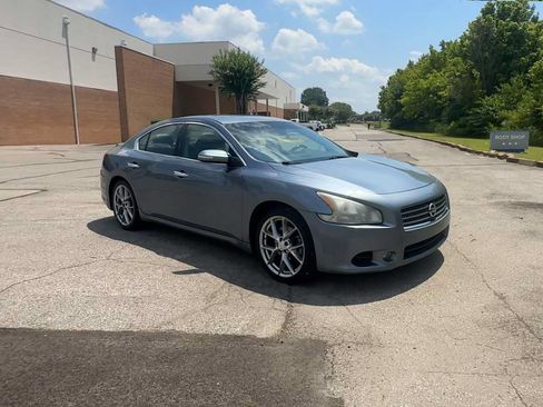 Used 2010 Nissan Maxima 3.5 SV w/ Sport Pkg FWD image 2