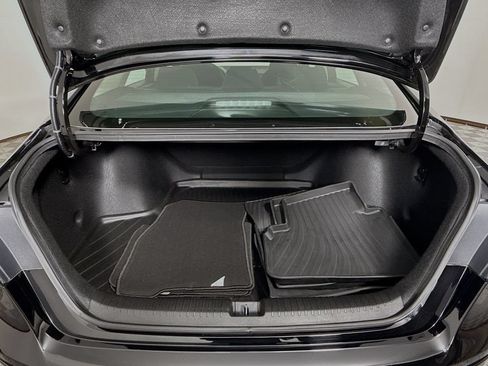 Certified 2023 Honda Accord LX image 22