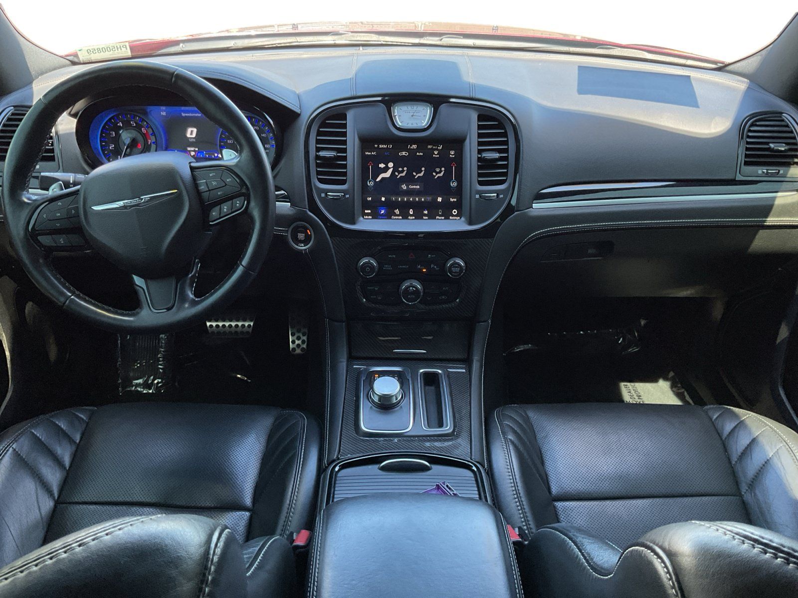 Used 2023 Chrysler 300 C RWD image 9