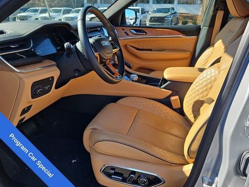 Certified 2023 Jeep Grand Cherokee Summit image 13