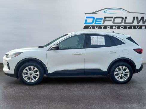 Used 2023 Ford Escape Active image 6