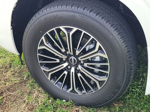 New 2026 Nissan Armada SL w/ Captain's Chari Seat Package RWD image 3