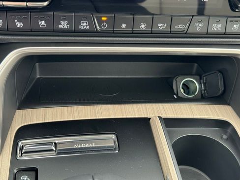 New 2026 MAZDA CX-90 Plug-In Hybrid w/Premium Sport AWD/4WD image 17