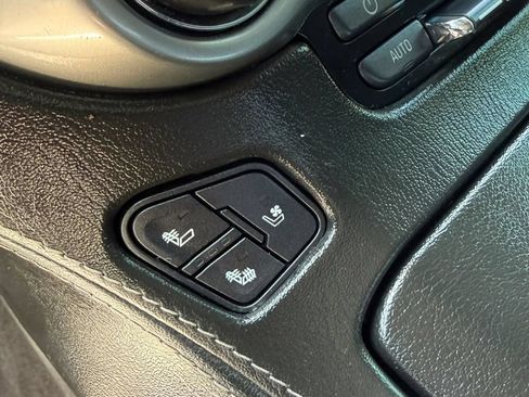 Used 2018 Chevrolet Tahoe Premier RWD image 14