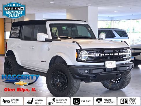 Used 2023 Ford Bronco Outer Banks AWD/4WD image 1