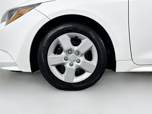 Certified 2024 Toyota Corolla LE FWD image 39