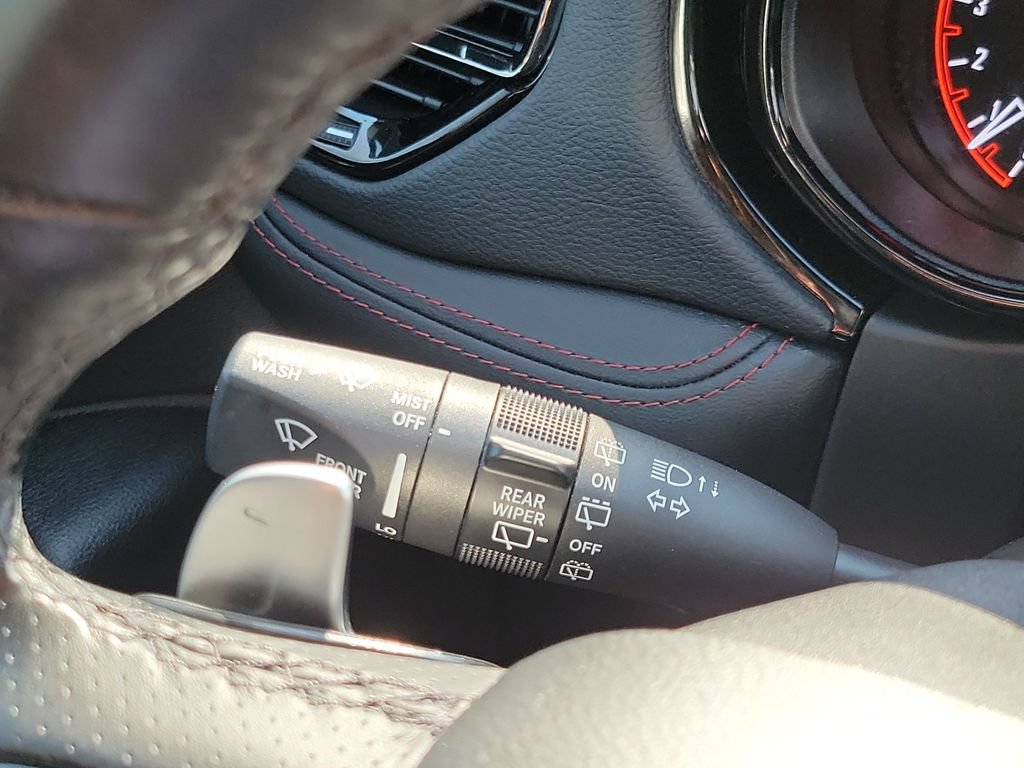 Used 2023 Dodge Durango R/T RWD image 15