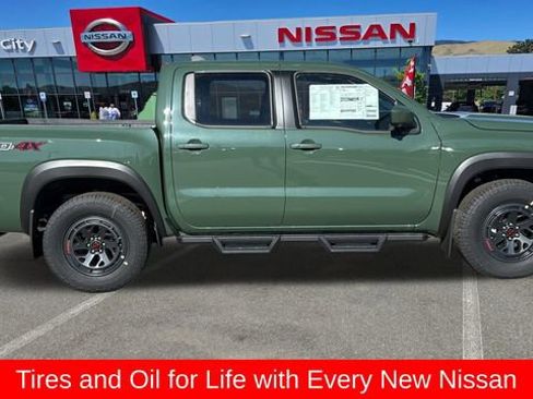New 2026 Nissan Frontier PRO-4X w/ Pro Premium Package AWD/4WD image 2