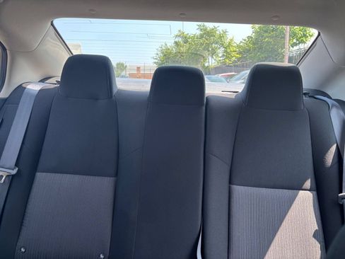 Used 2025 Nissan Sentra SV FWD image 33