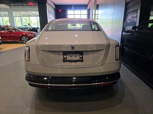 Used 2024 Rolls-Royce Spectre w/ Spectre Launch Package AWD/4WD image 4