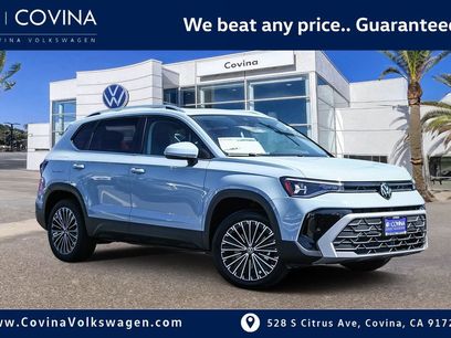 New 2025 Volkswagen Taos SE
