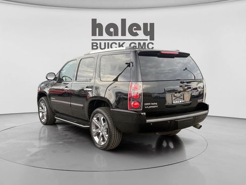 Used 2012 GMC Yukon Denali image 3