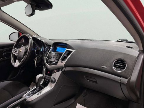 Used 2012 Chevrolet Cruze LT w/ RS Package image 19
