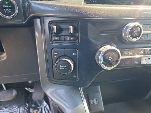Used 2022 Ford F150 XLT w/ Equipment Group 302A High AWD/4WD image 30