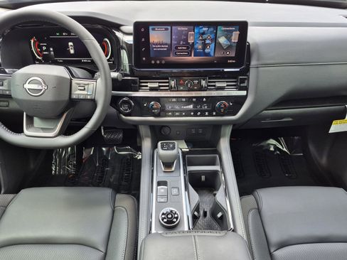 New 2026 Nissan Pathfinder SL AWD/4WD image 14