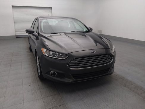 Used 2015 Ford Fusion SE w/ Equipment Group 202A FWD image 14