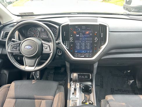 Used 2023 Subaru Ascent Premium w/ Convenience Package AWD/4WD image 6