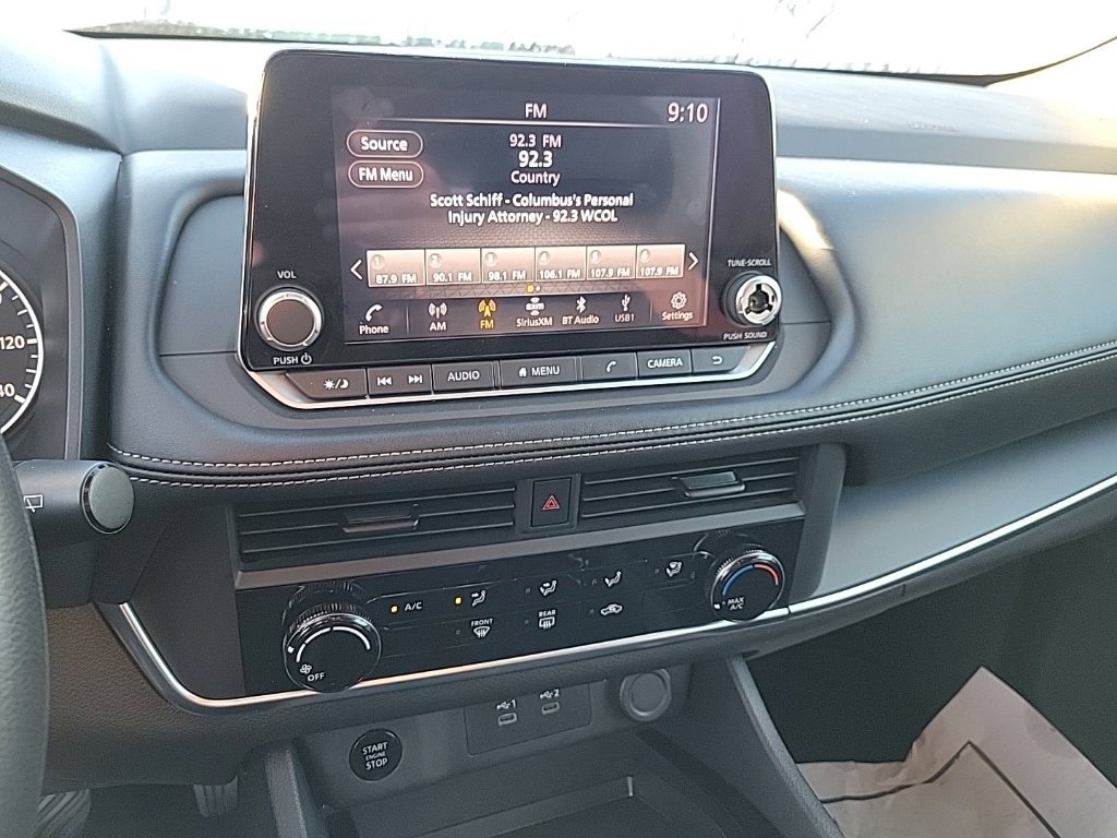 Used 2024 Nissan Rogue S AWD/4WD image 9