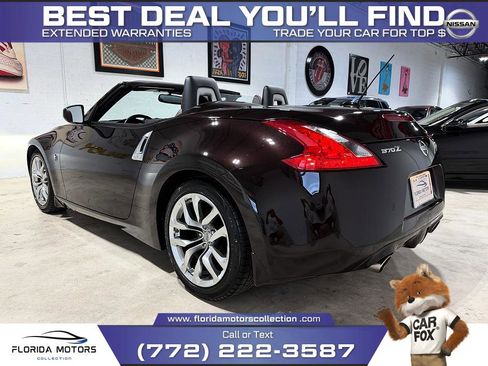 Used 2012 Nissan 370Z Touring RWD image 9