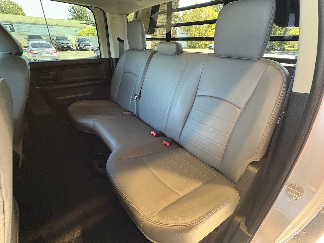 Used 2018 RAM 3500 Tradesman w/ Chrome Appearance Group AWD/4WD image 24