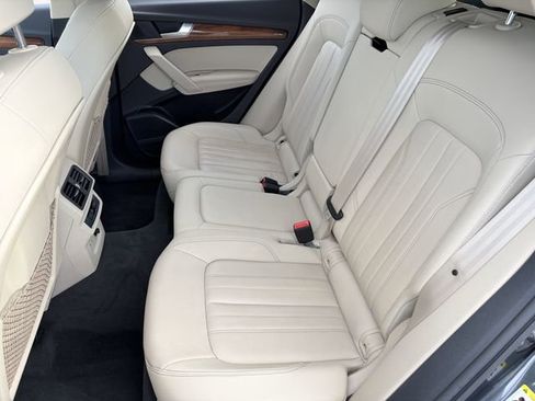 Used 2023 Audi Q5 2.0T Premium Plus AWD/4WD image 25