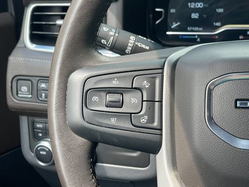 Used 2022 GMC Yukon Denali AWD/4WD image 29