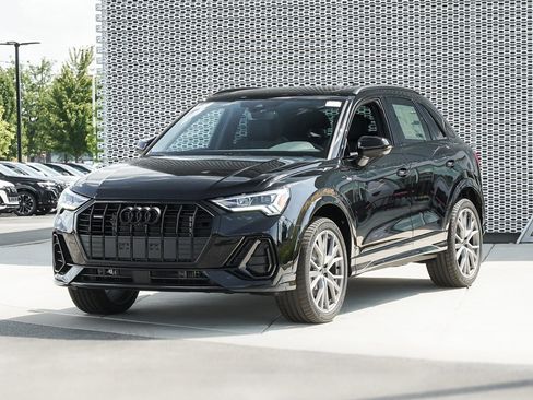 New 2025 Audi Q3 2.0T Premium Plus image 5
