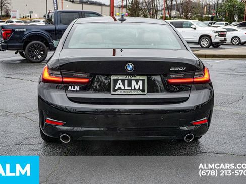 Used 2022 BMW 330i Sedan w/ Driving Assistance Package image 11